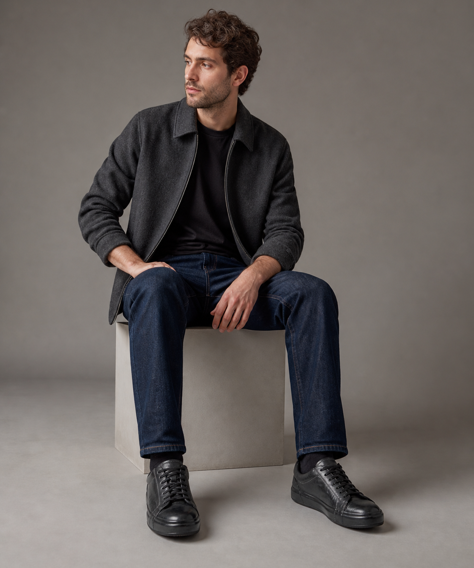 730-108 horse leather shoes half-body styling outfit image