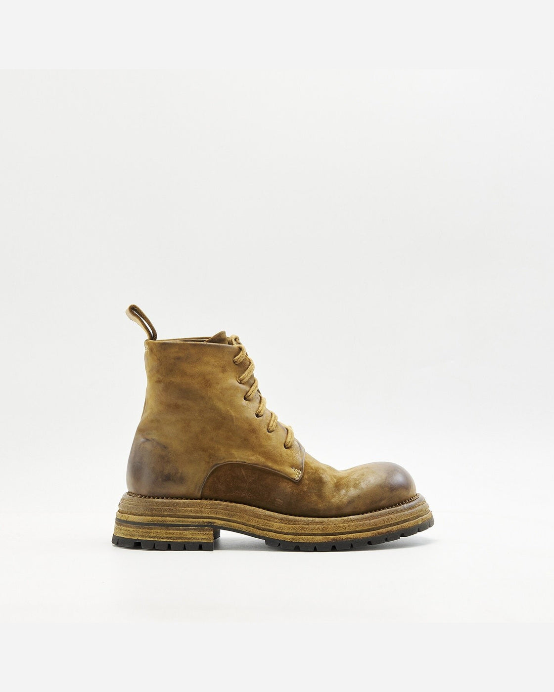 OrientC 80032-2MT detail angle 1