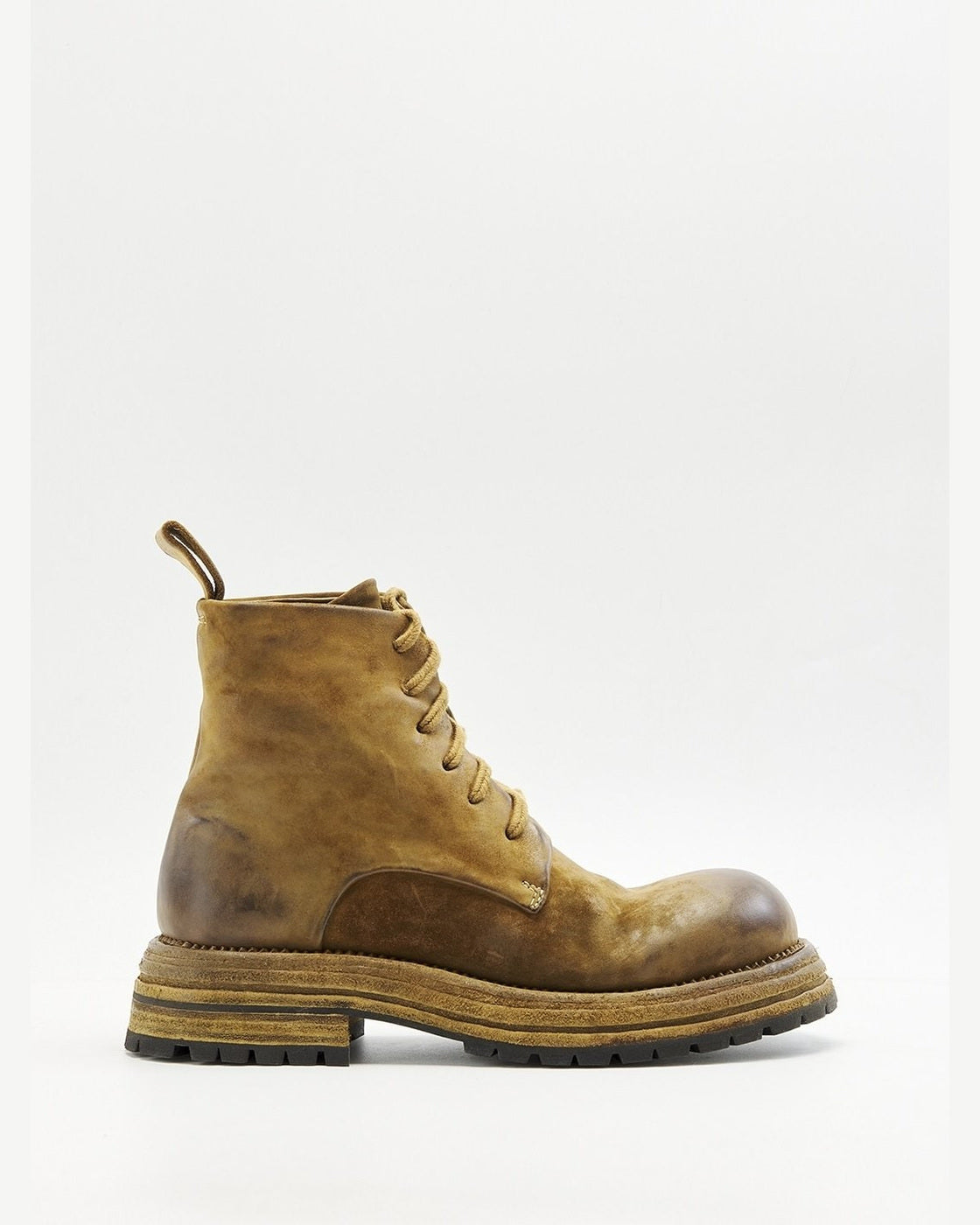 OrientC 80032-2MT detail angle 2